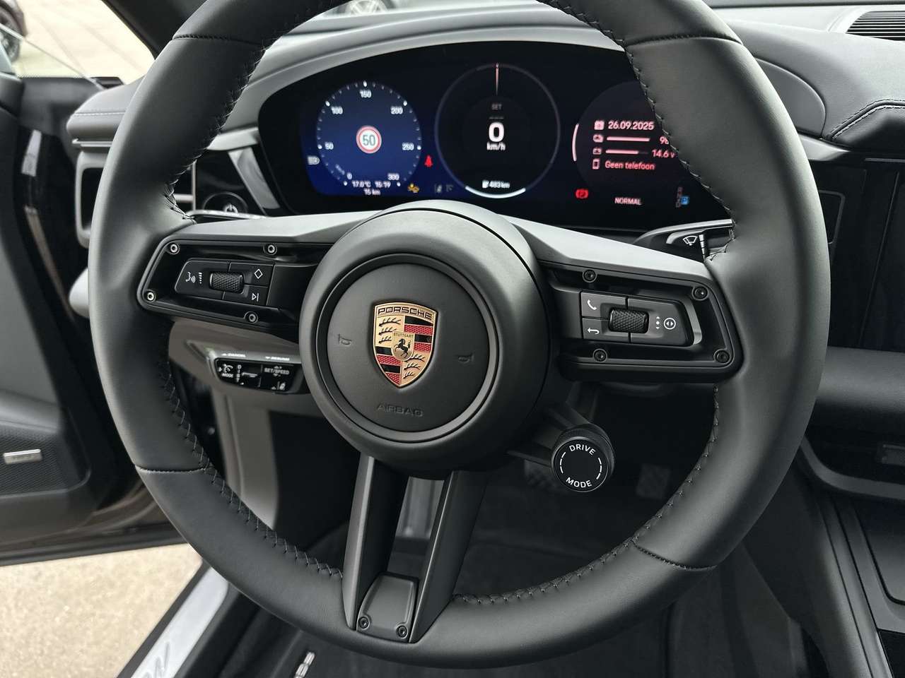 Porsche Macan 4ELEK/LUCHTVER/20"/TREKH/BOSE/LEDERPAKKET — foto 9 van 18