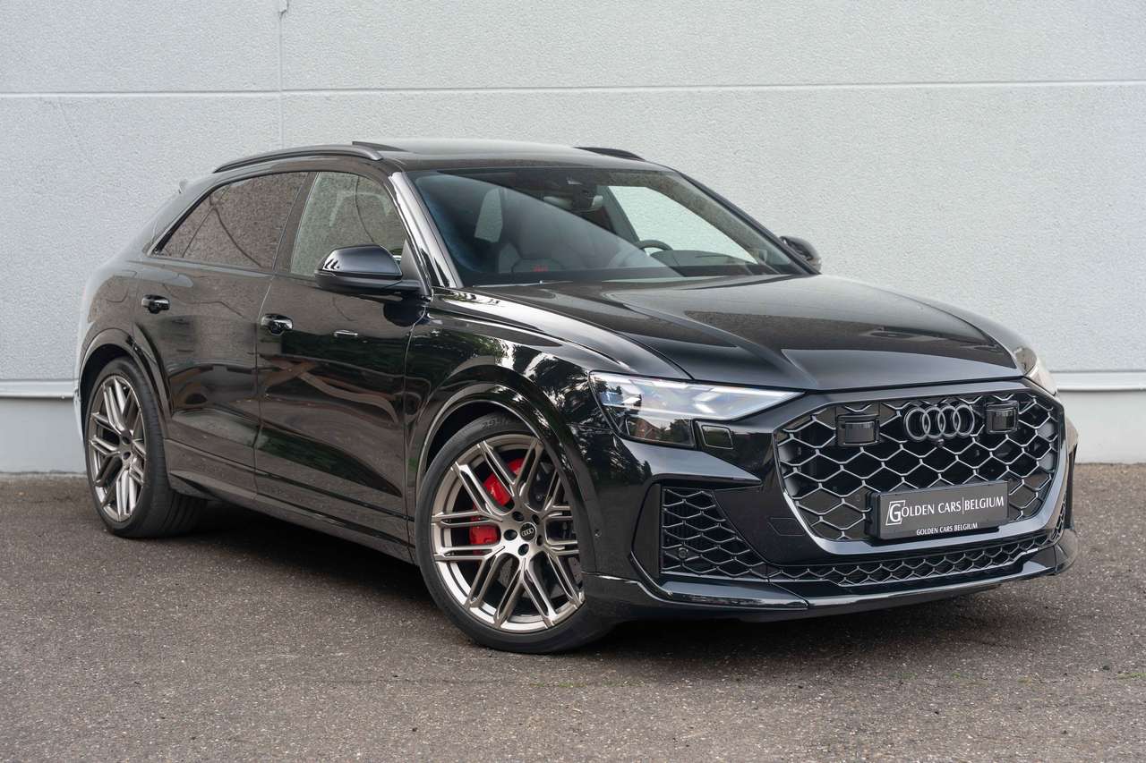 Audi RS Q8 Performance MATRIX/4-WIELSTURING/CERAMIC/PANO/HUD/SOFTCLOSE/B&O — foto 2 van 25