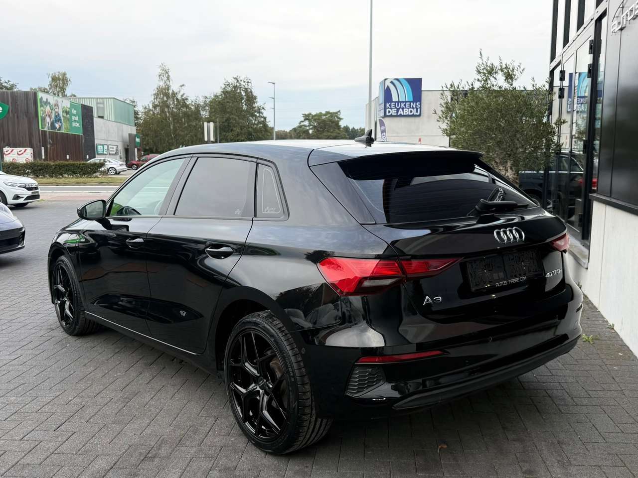 Audi A3 40 TFSI e  Plug in PHEV S Line S tronic Black Pack — foto 6 van 19