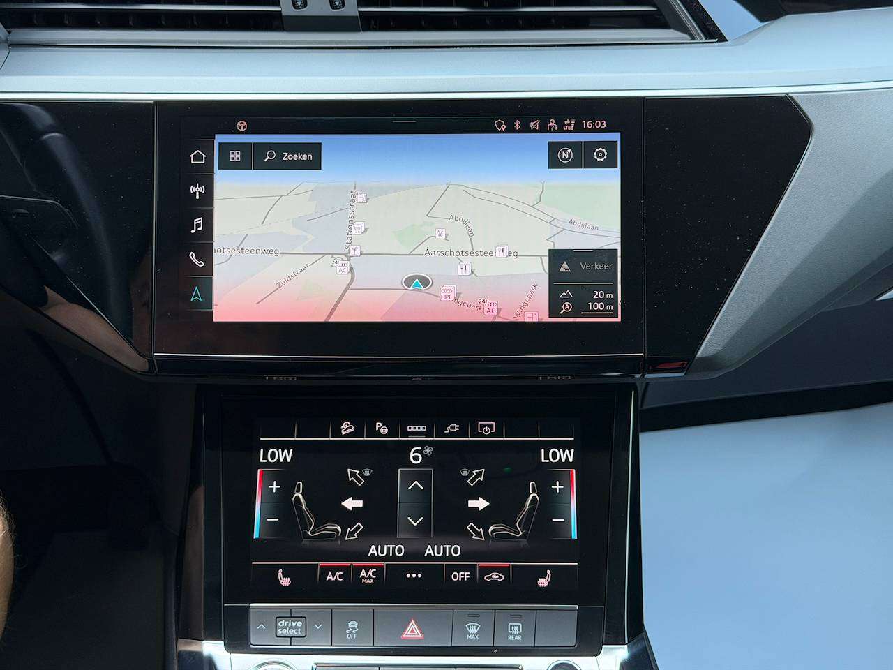 Audi e-tron 50 QUATTRO GPS CAMERA CARPLAY ELEKKOFFER VERWARMDE ZETELS — foto 13 van 18
