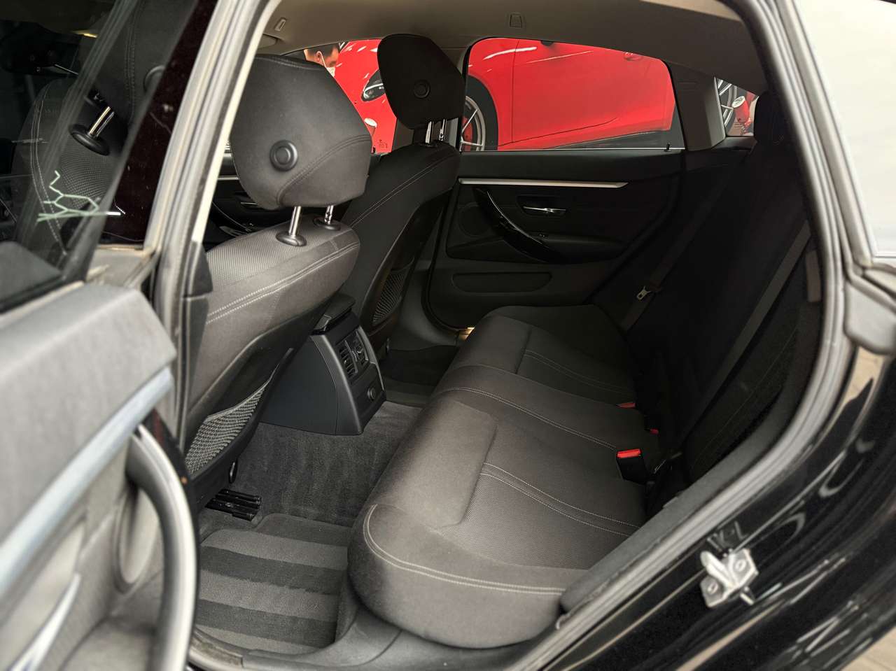 BMW 418 Gran Coupé 418iA SportLine — foto 18 van 19