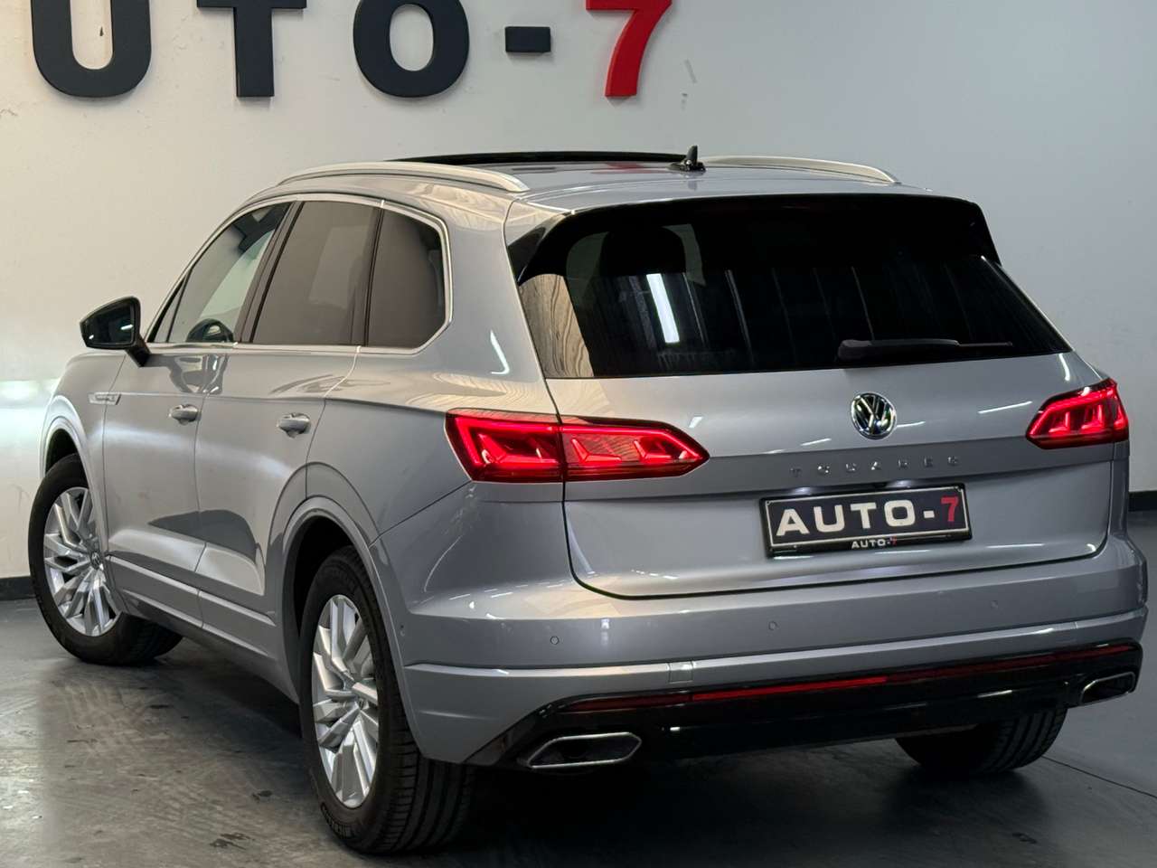 Volkswagen Touareg 3.0 TDi V6 SCR 4Mo R-Line 2020! — foto 4 van 24