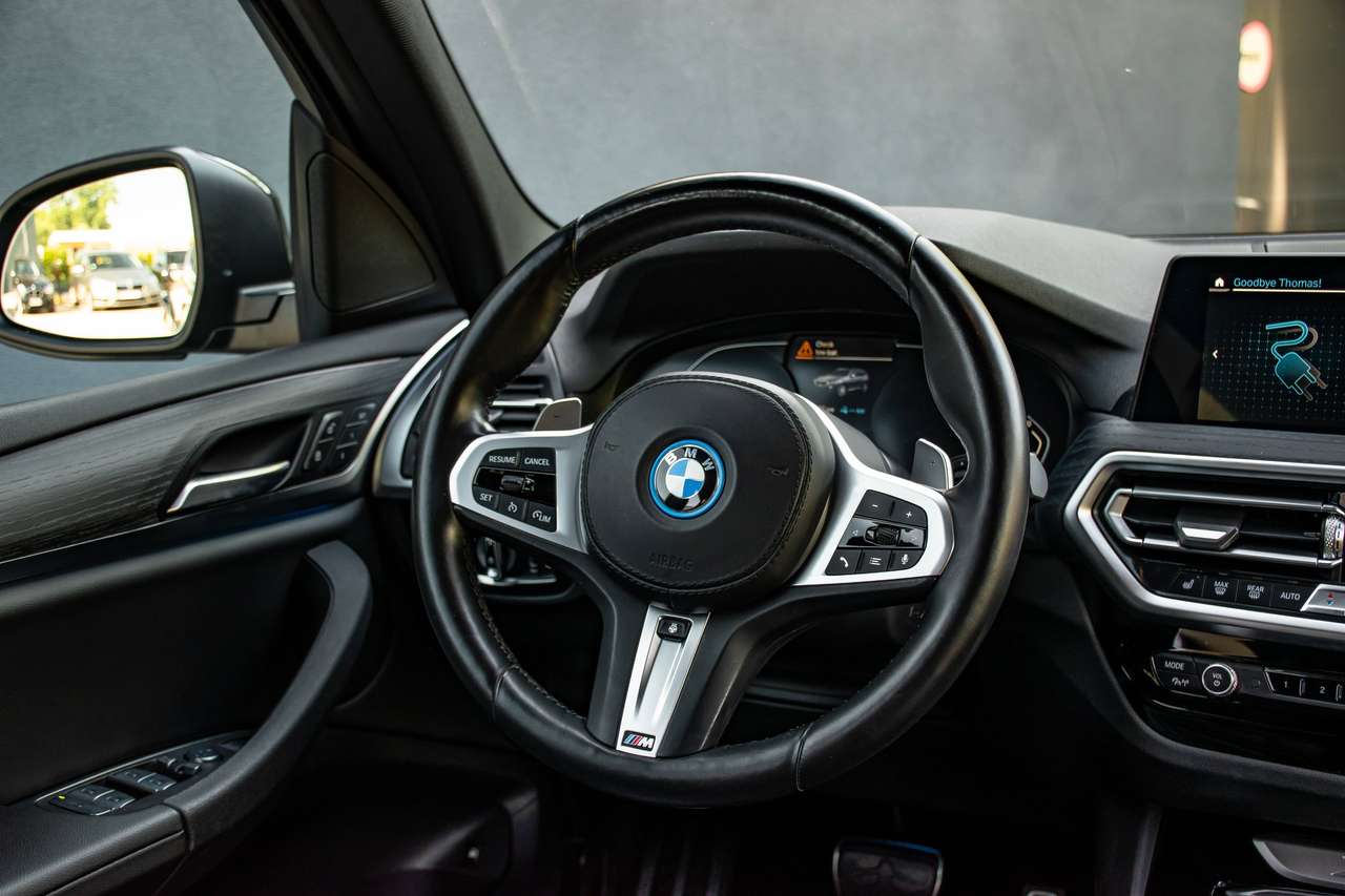 BMW X3 X3 30e M sportpakket facelift model — foto 20 van 25