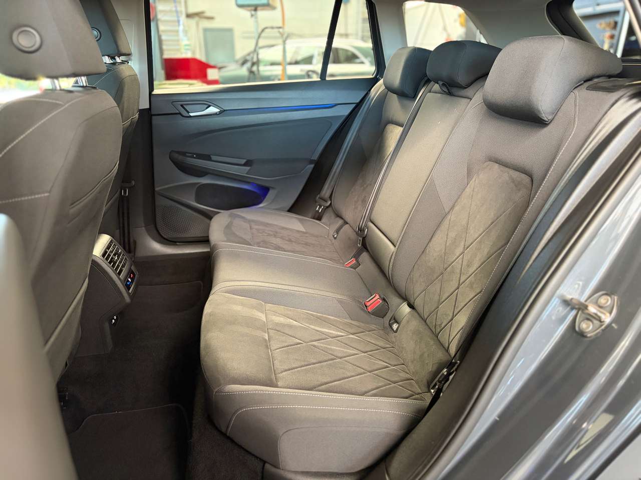 Volkswagen Golf Variant VERKOCHT — foto 8 van 20