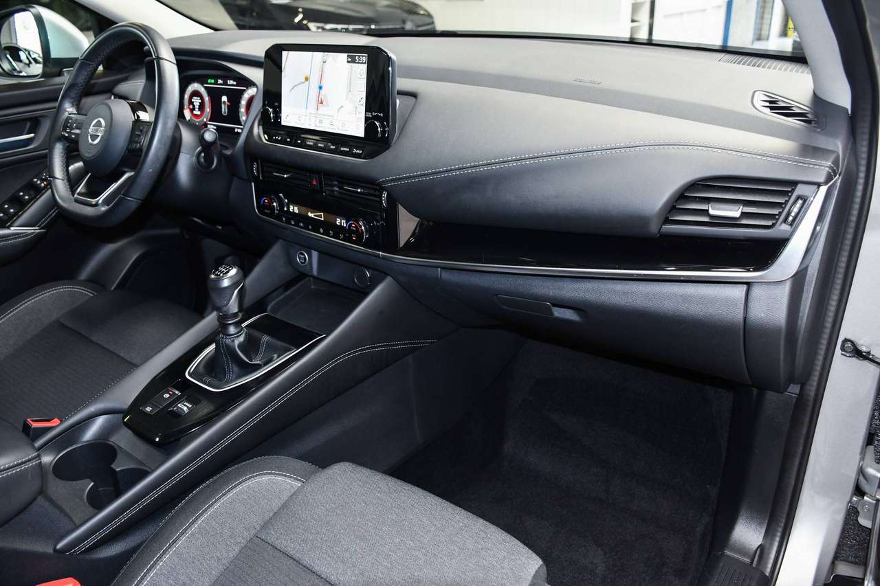 Nissan Qashqai Qashqai 1.3 DIG-T MHEV N-Connecta - NAVIGATIE / SMARTLINK / CAMERA / PANO / BLIS / ACC — foto 7 van 18