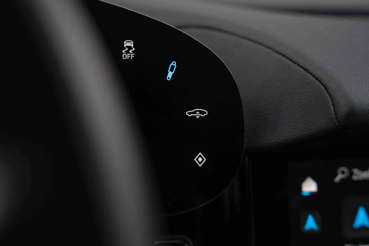Porsche Taycan 4 Cross Turismo SOH94%/PANODAK/21'/BOSE/LUCHTV/MEMORY/CARPLAY/LANE — foto 20 van 25