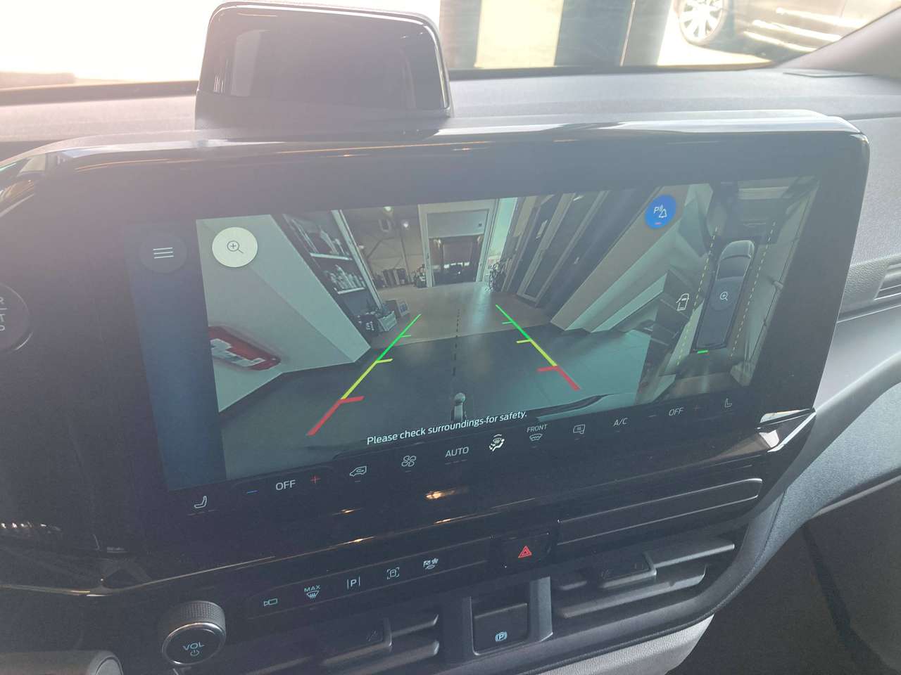 Ford Transit Custom MULTI-USE L2 SPORT PHEV 5 ZIT NIEUW OKM 45400+BTW — foto 12 van 22