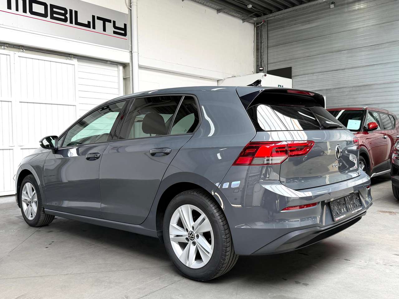 Volkswagen Golf 1.5 eTSI Life DSG LED*NAVI*PDC*CARPLAY*CAMERA*ACC*ALCANTRARA — foto 7 van 25
