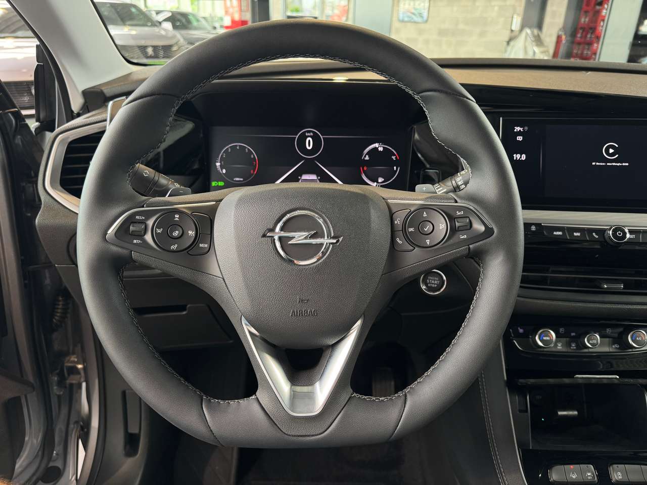 Opel Grandland VERKOCHT — foto 17 van 18