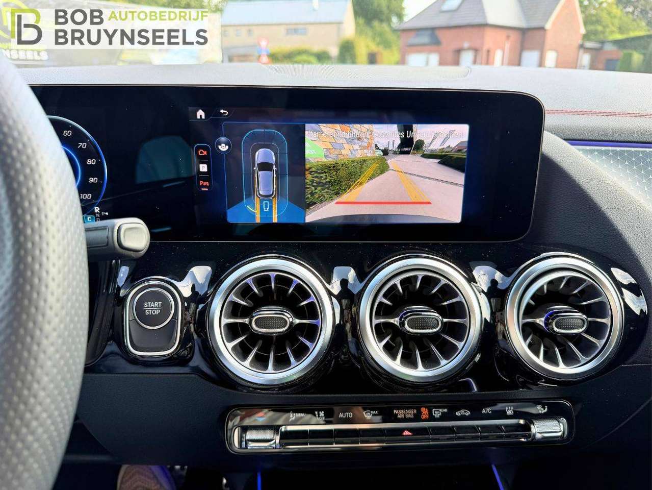 Mercedes-Benz EQA 250 Amg line | Nightpakket | Panoramadak | Winterpakket | Achteruitrijcamera — foto 16 van 17