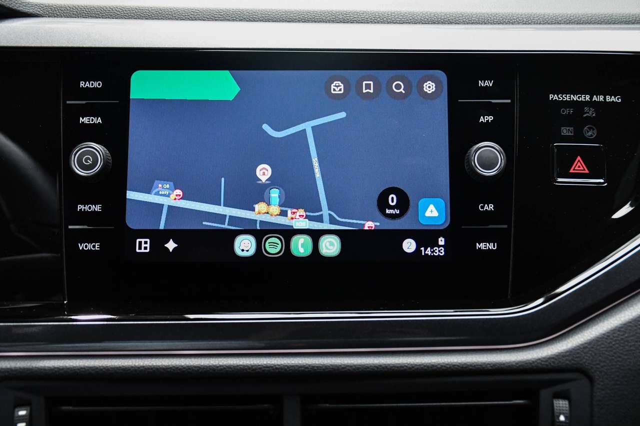 Volkswagen Polo GTI Polo GTI 2.0 TSI DSG - NAVIGATIE VIA SMARTLINK / CAMERA / BLIS / ACC / PDC — foto 9 van 20