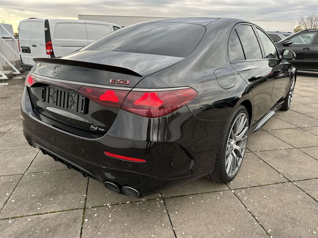 Mercedes-Benz E 53 AMG 21gr Co2/HEAD UP/AMG/21"/GESTUURDE ACHTERAS — foto 3 van 19