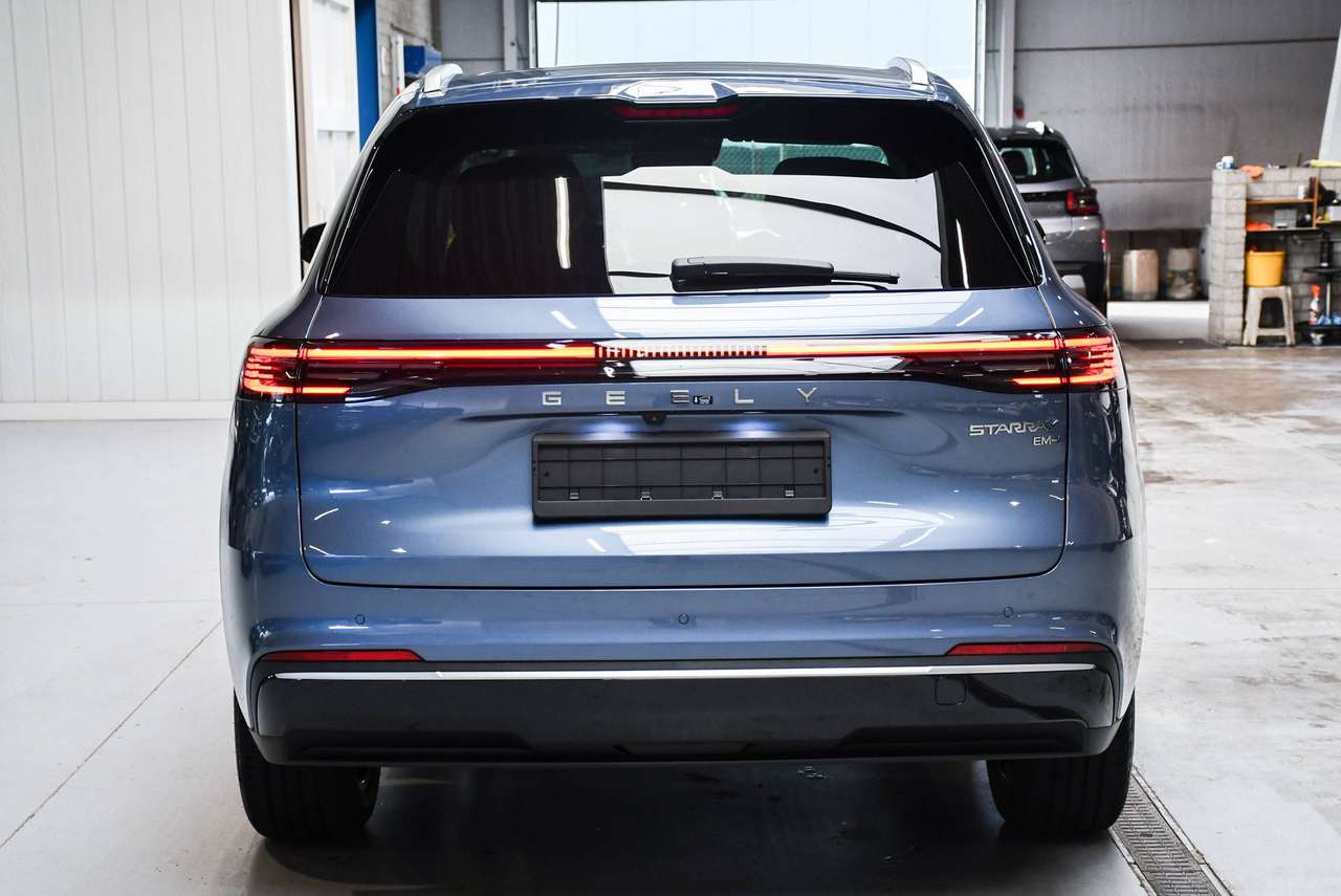Geely Starray EM-i Max+ 136km NIEUW - NAVIGATIE / OPEN PANO-DAK / LEDER / CAMERA / ACC / BLIS / PDC — foto 5 van 24