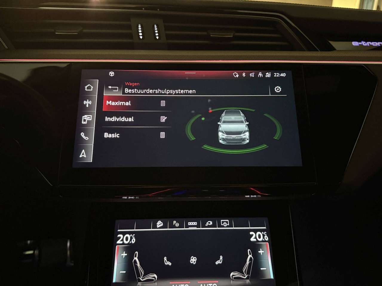 Audi Q8 e-tron 340PK QUATTRO * 3x S-LINE * CAMERA * EXCLUSIVE RED PACK * 22" * MATRIX * STANDVERWARMING * BLACK PACK * — foto 16 van 24