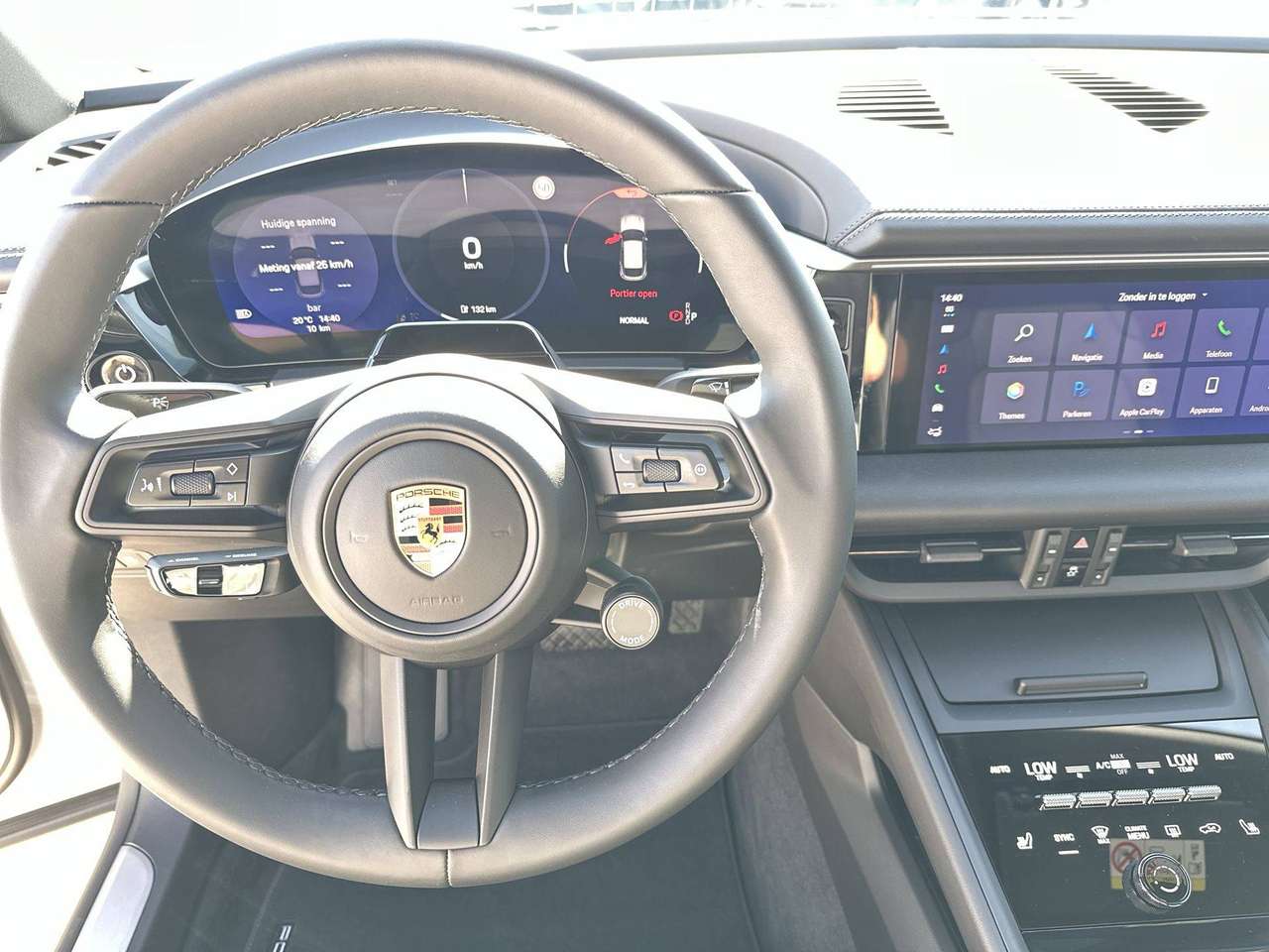 Porsche Macan ELECTRIC Trekhaak Pano Dak 22" RS Spyder  Bose Sportdesignpakket — foto 9 van 19