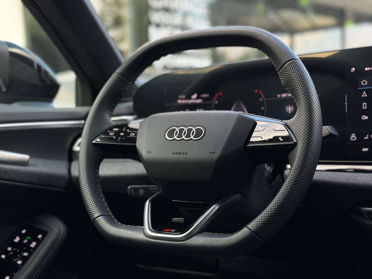 Audi A5 40 TFSI AVANT S-LINE PASS DISP 360° CAMERA CARPLAY SFEERVERLICHTING — foto 7 van 17