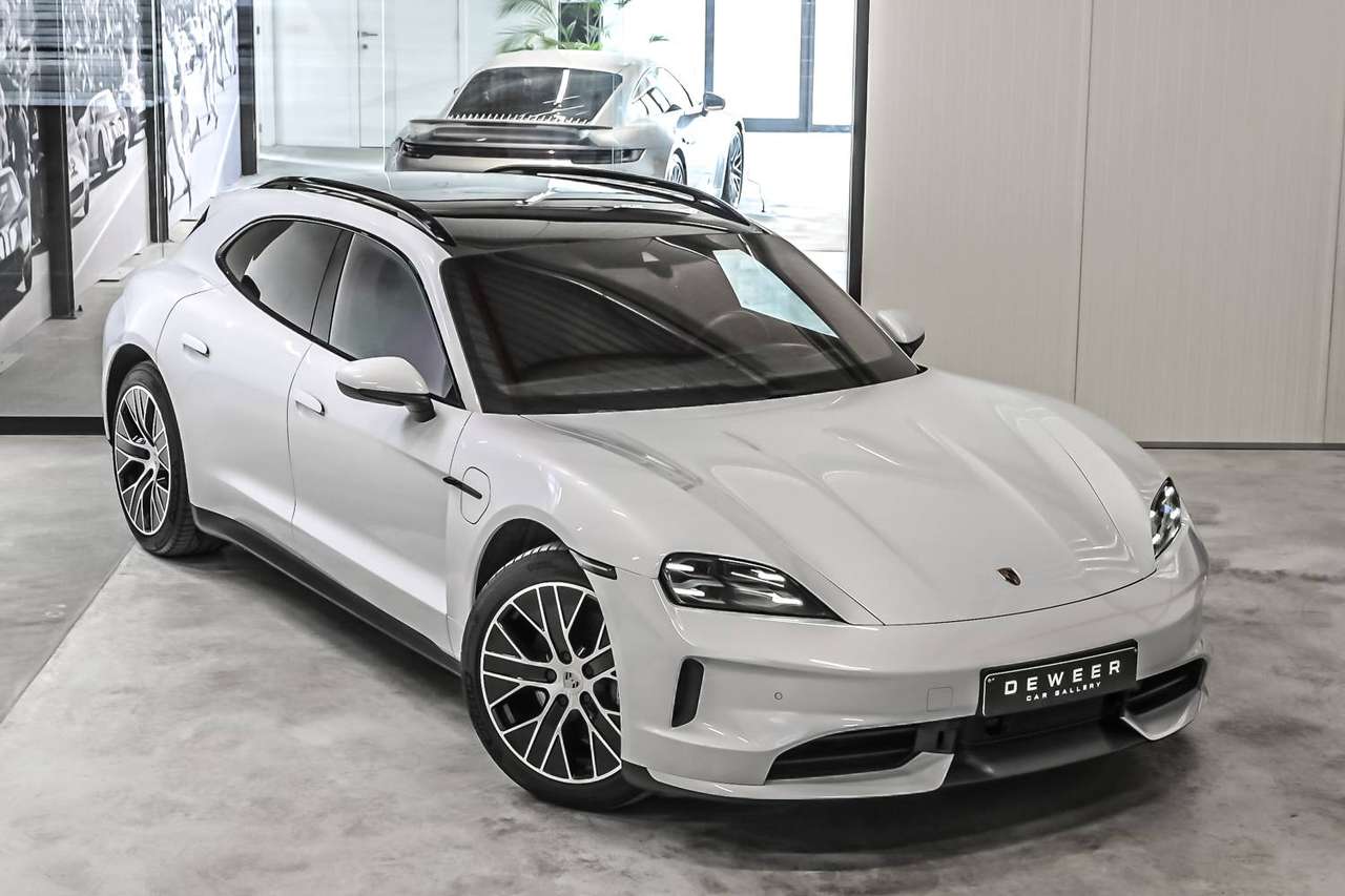 Porsche Taycan Taycan Sport Turismo FACELIFT-battery Plus-Sport design front-BOSE-ACC — foto 10 van 25