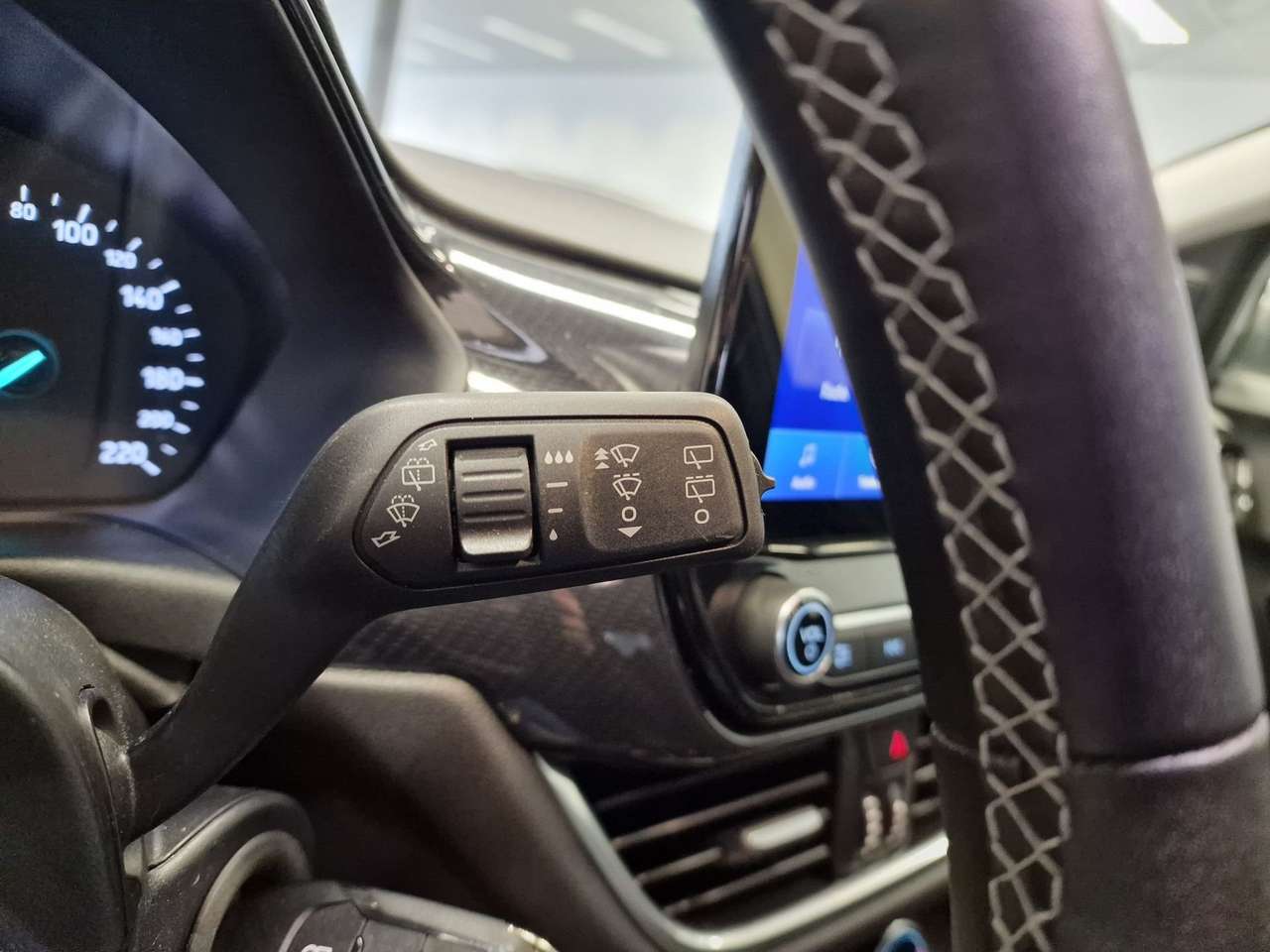 Ford Puma TITANIUM HYBRID BENZINE — foto 16 van 16