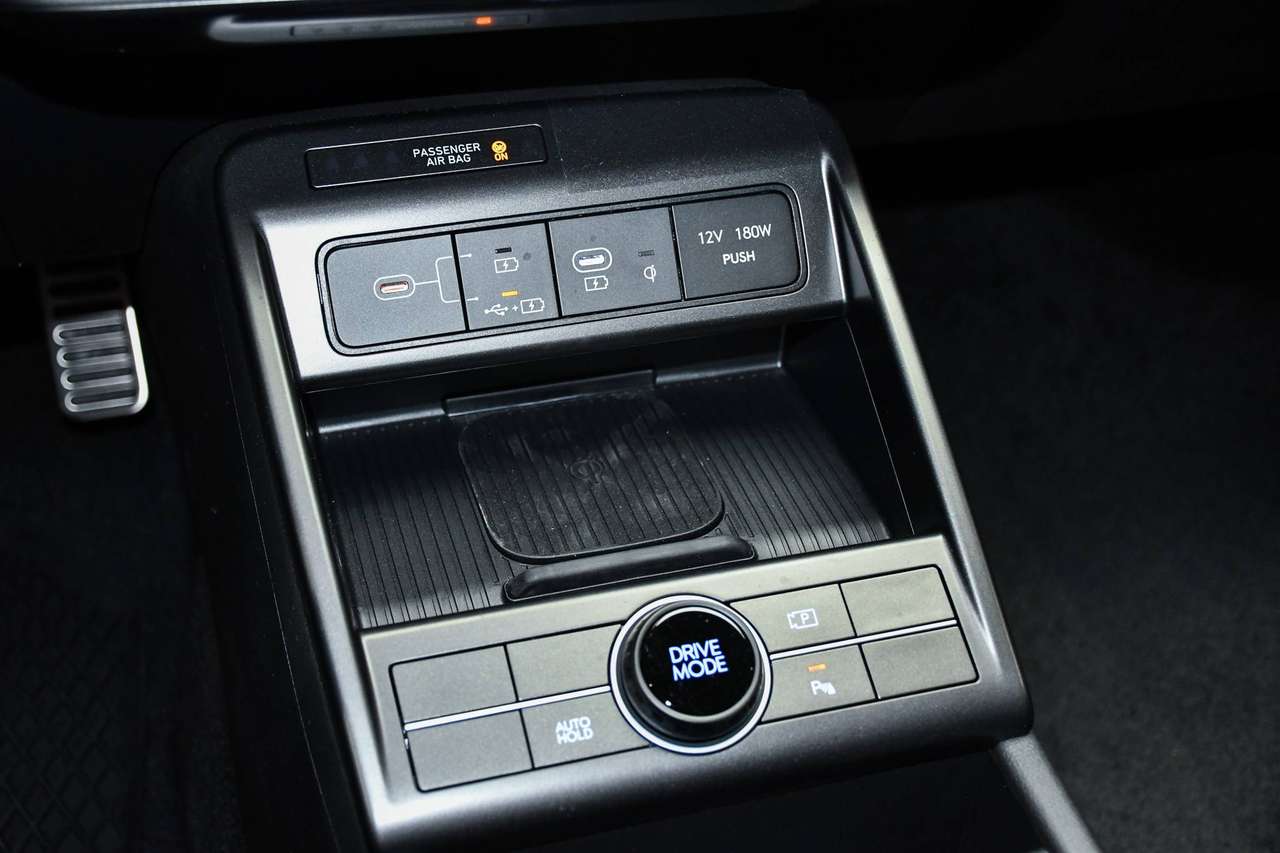 Hyundai KONA Kona HEV 1.6 GDi Feel N-Line DCT - NAVIGATIE / CAMERA / SMARTLINK / ACC / BLIS / PDC — foto 16 van 21