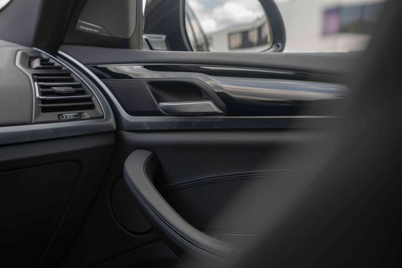 BMW iX3 SOH 96.5%*M SPORT*LED*PANO*HARMAN/KARDON*TREKHAAK* — foto 25 van 25