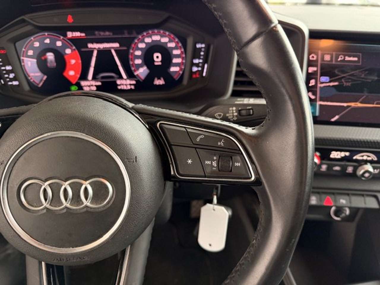 Audi A1 25 TFSI BENZINE SLECHTS 59000KM!!!! — foto 16 van 19