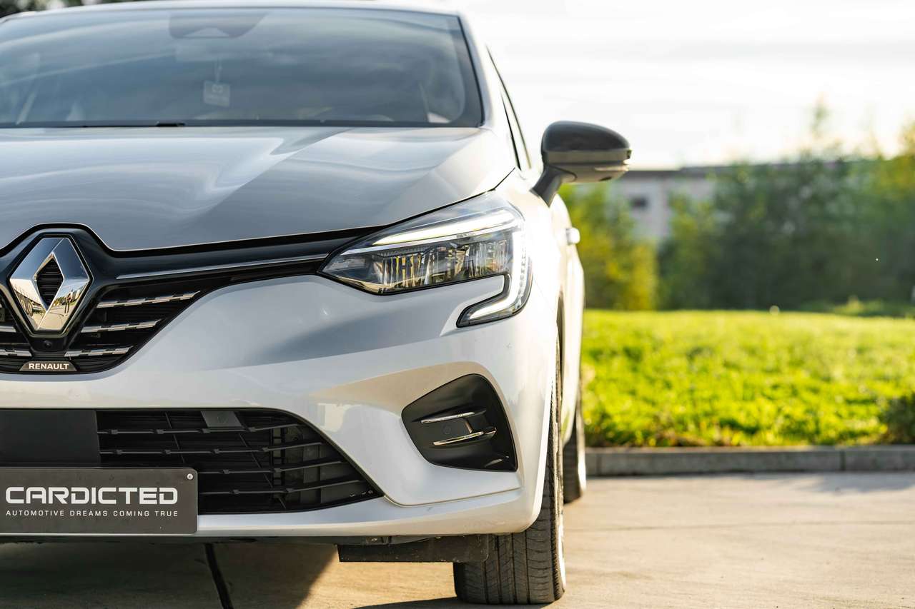 Renault Clio (2022) — foto 5