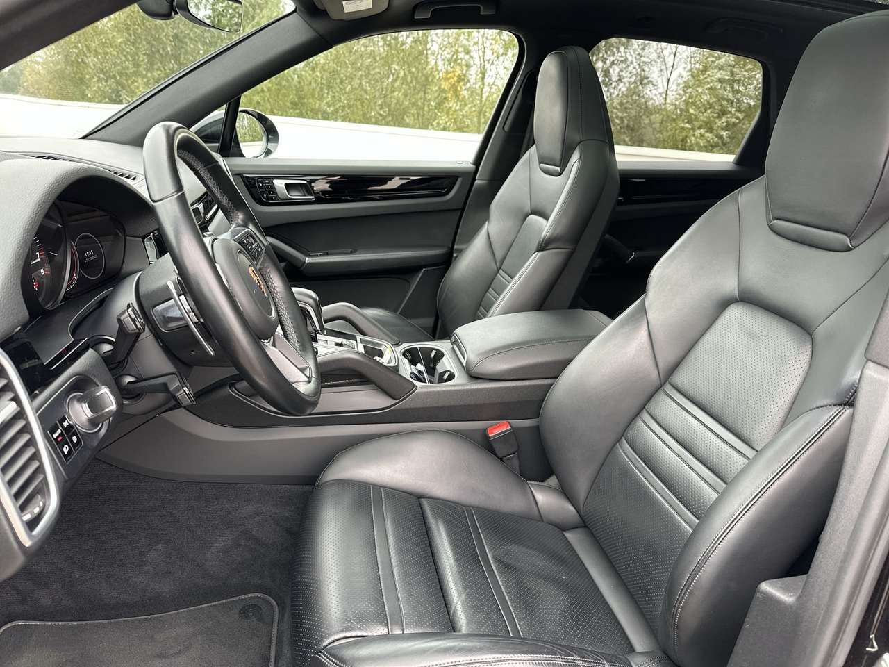 Porsche Cayenne 20"/PANODAK/LUCHTVERING/ACHTERUITRIJCAM — foto 10 van 19