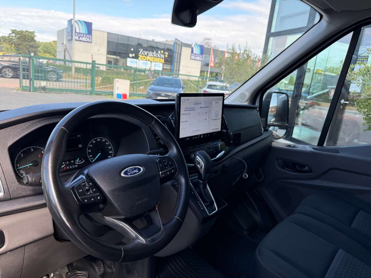 Ford Transit 2.0 TDCi L2H2 Automatic Camera Apple CarPlay — foto 6 van 19