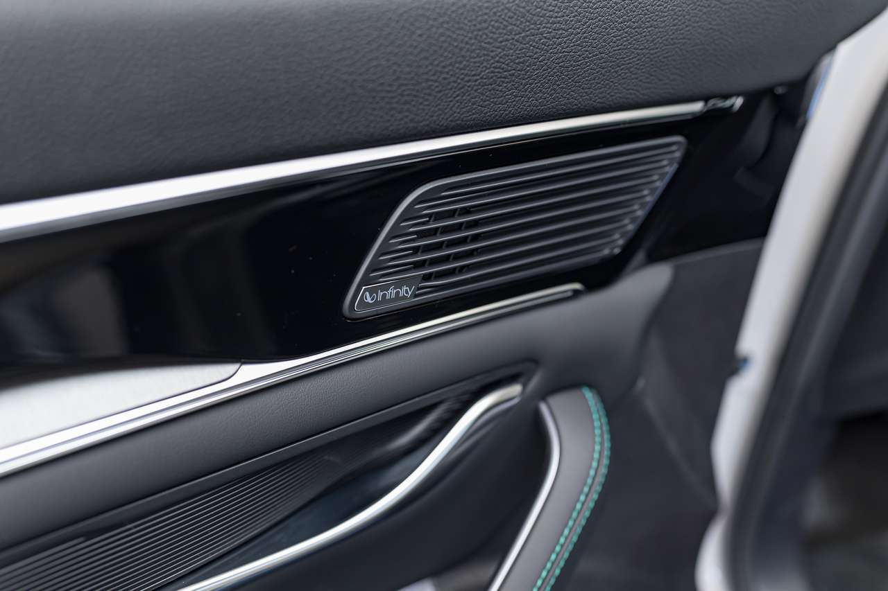 BYD Seal U ONMIDDELIJK LEVERBAAR!|BYD Seal U BOOST | BOUNDLESS GREY | pHEV | PANO | ACC | LA | 360° | — foto 21 van 25