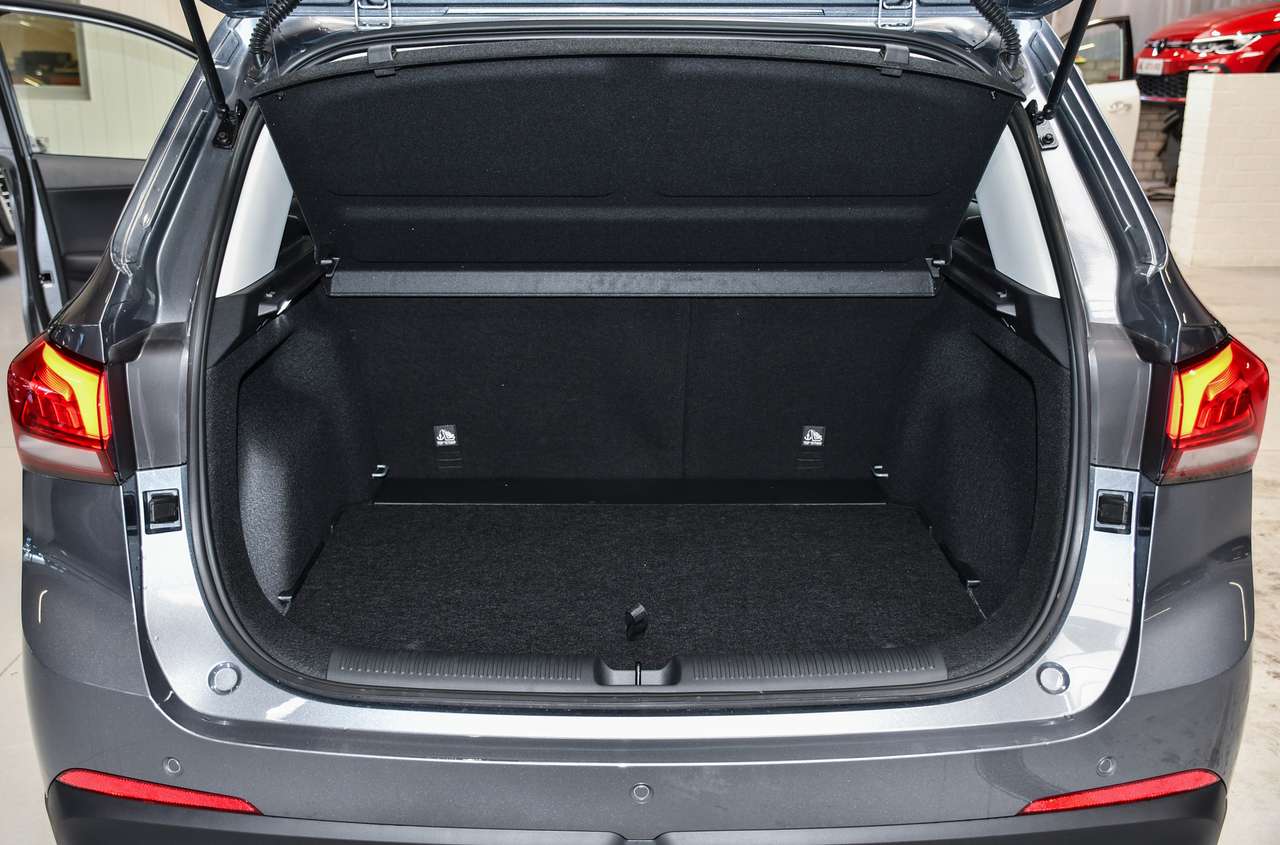 MG ZS ZS 1.5i Hybride+ Comfort - NAVIGATIE / CAMERA / ACC — foto 19 van 20
