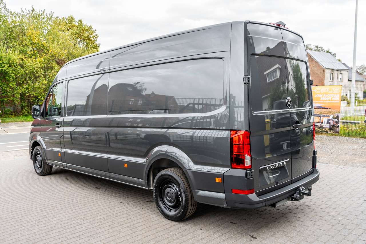 Volkswagen Crafter 35 L4H3 2.0TDI RWD - Automaat- Trekhaak 3500kg / Navigatie/ Camera/ LED - 5j Warranty - 47.000ex — foto 6 van 19