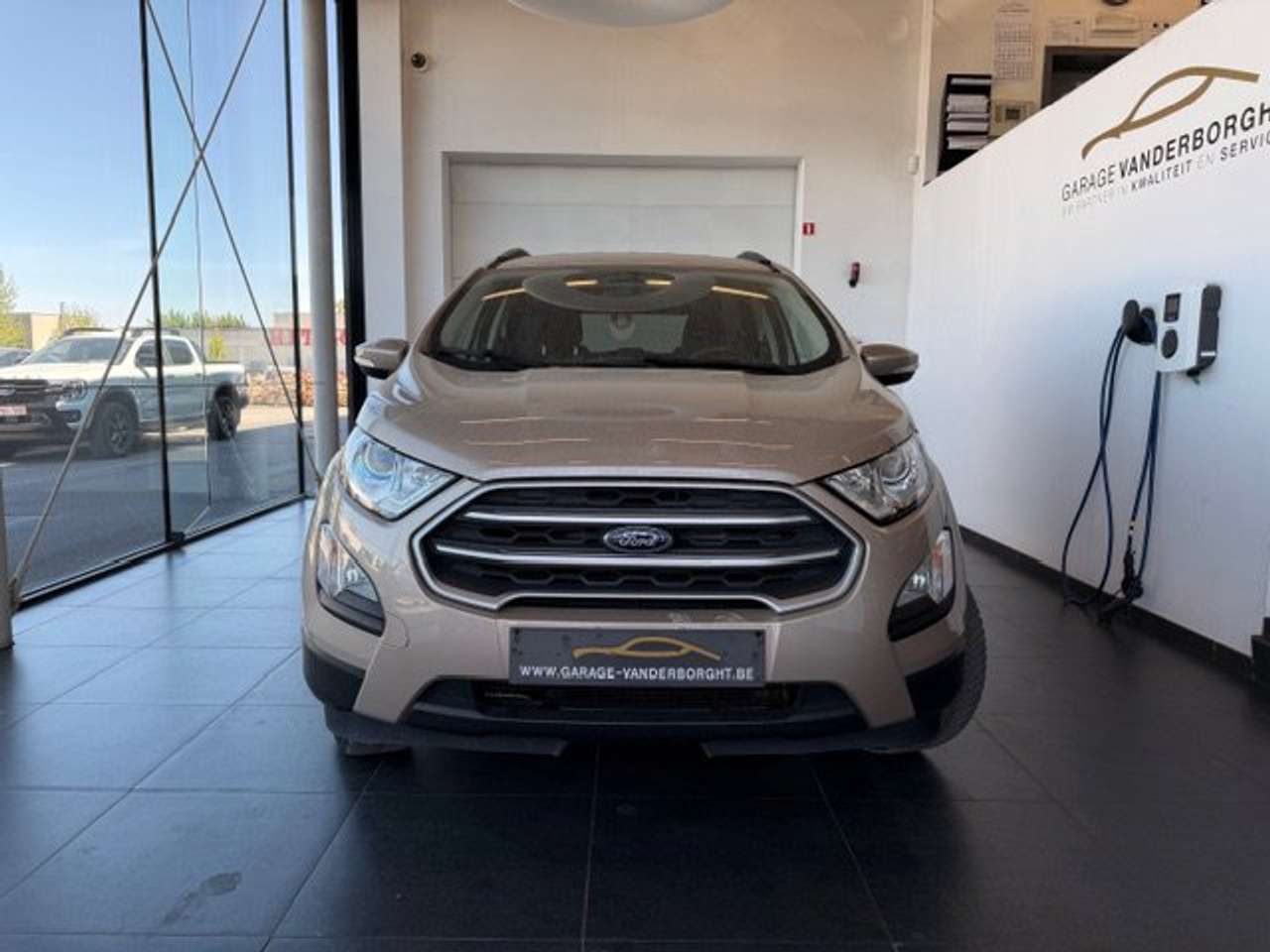 Ford EcoSport TREND BENZINE 76000KM — foto 2 van 20