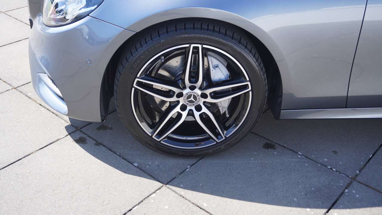 Mercedes-Benz E 220 d AMG/360 CAM/NIGHT PAK/COMAND ONLINE/9G-TRON/LED — foto 7 van 12