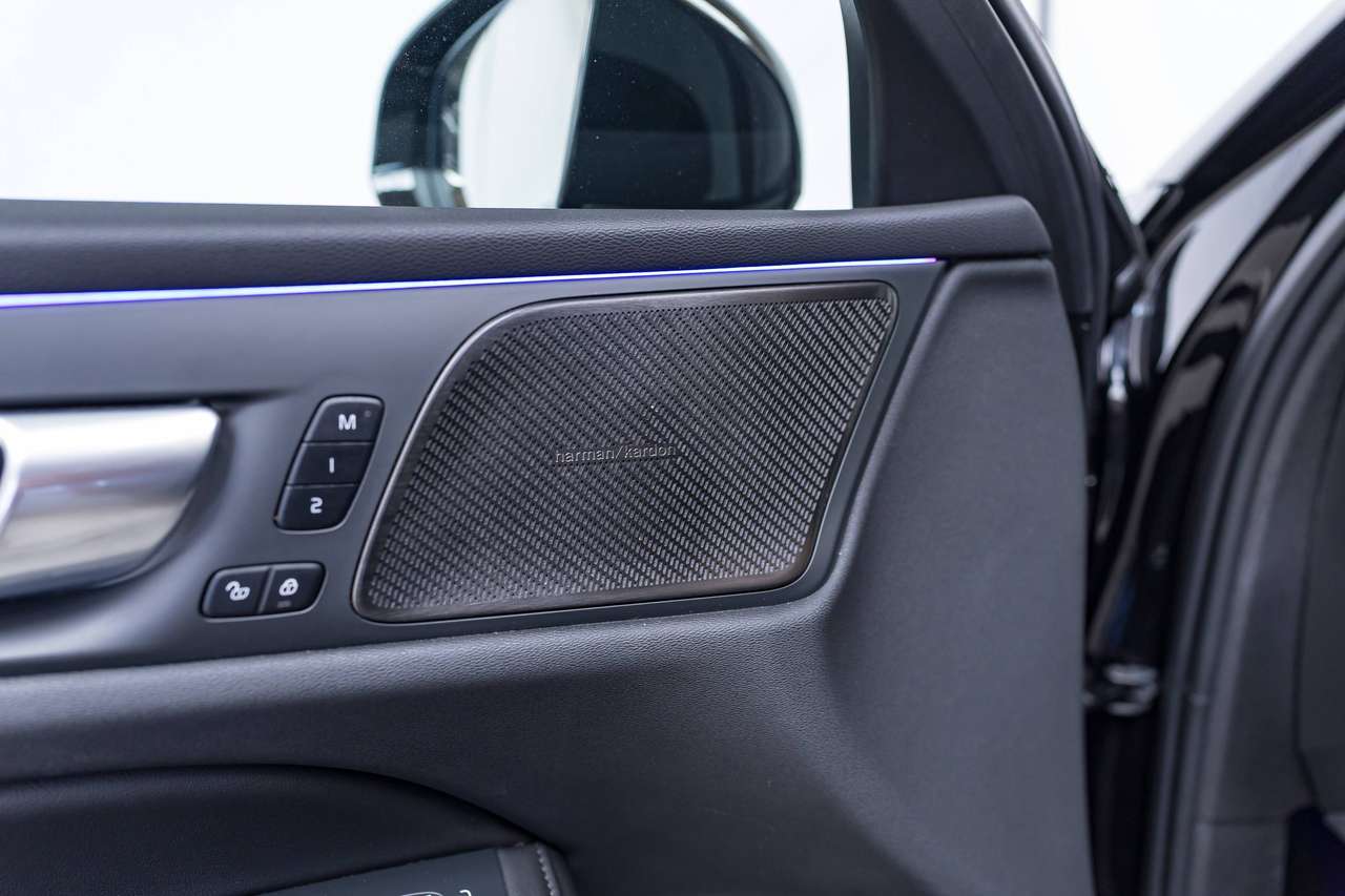 Volvo S60 B5|MHEV|PANO|HARMAN-KARDON|360°|HEAD-UP|ZETELVERW. (v/a)|SFEERVERL.|ACC|LA|GARANTIE| — foto 19 van 25