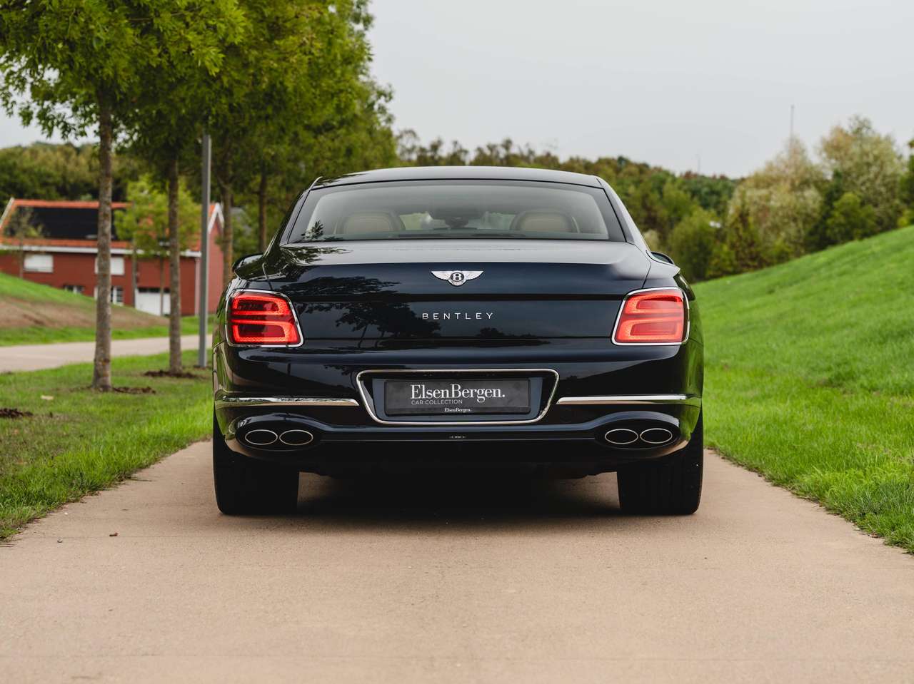Bentley Flying Spur AZURE HYBRID - 4 SEAT - TOURING SPECIFICATION — foto 6 van 25