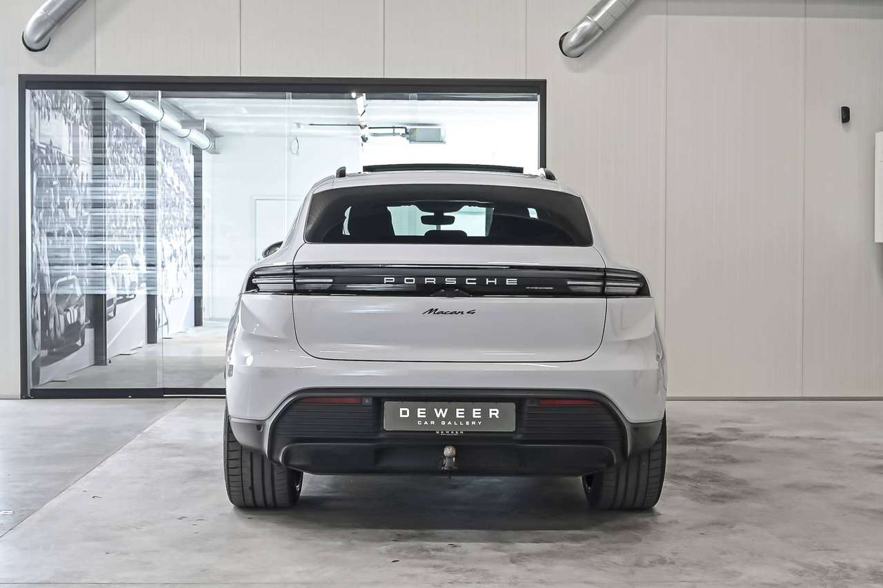 Porsche Macan Porsche Macan 4 – Performance Battery Plus – 22” Macan Sport – Luchtvering – Achterasbesturing – InnoDrive — foto 5 van 25