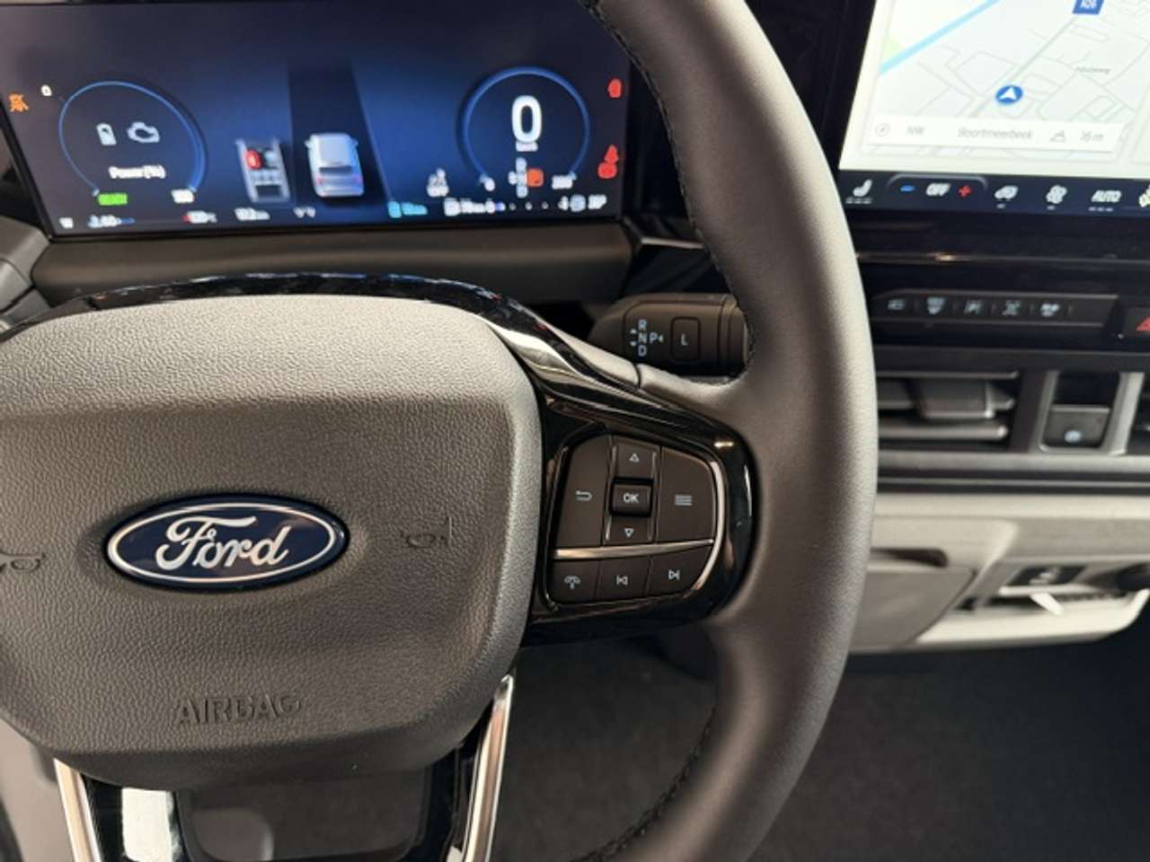 Ford Transit Custom MULTI-USE L2 SPORT PHEV 5 ZIT NIEUW OKM 45400+BTW — foto 19 van 23