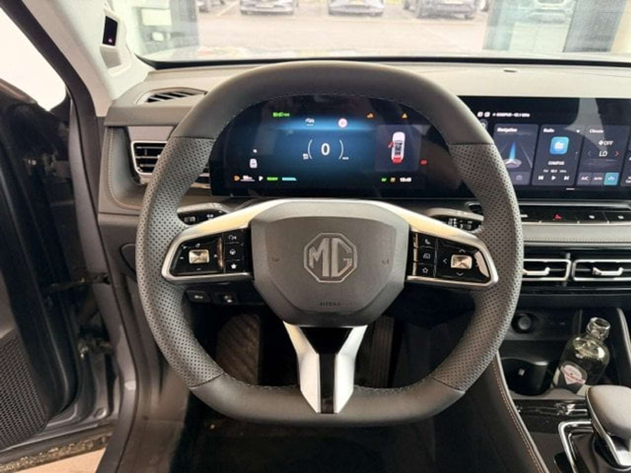 MG HS HYBRID BENZINE AUTOMAAT NIEUW 7J WAARBORG — foto 12 van 23