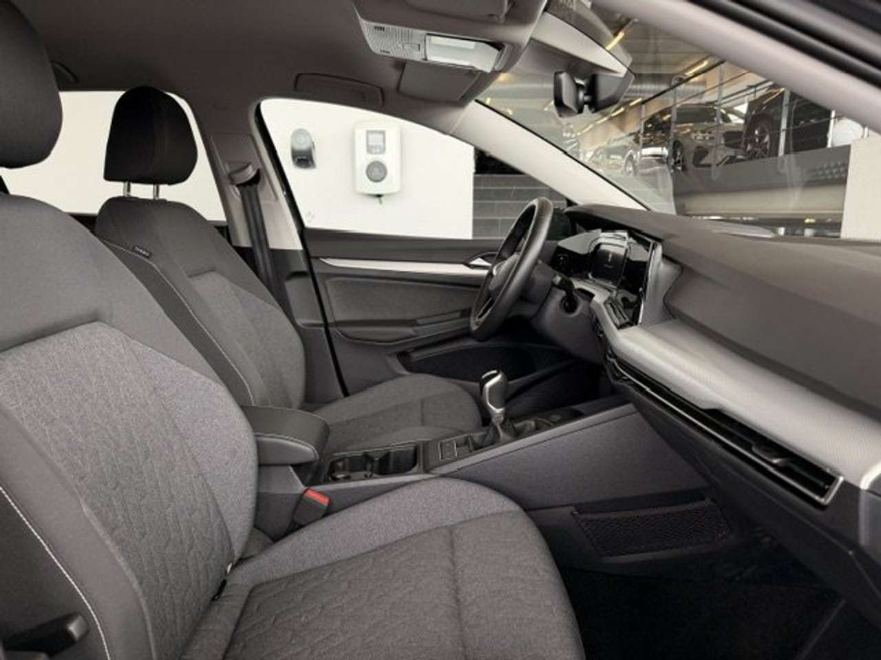 Volkswagen Golf MOVE BENZINE SLECHTS 10000KM!!!!!! — foto 10 van 23