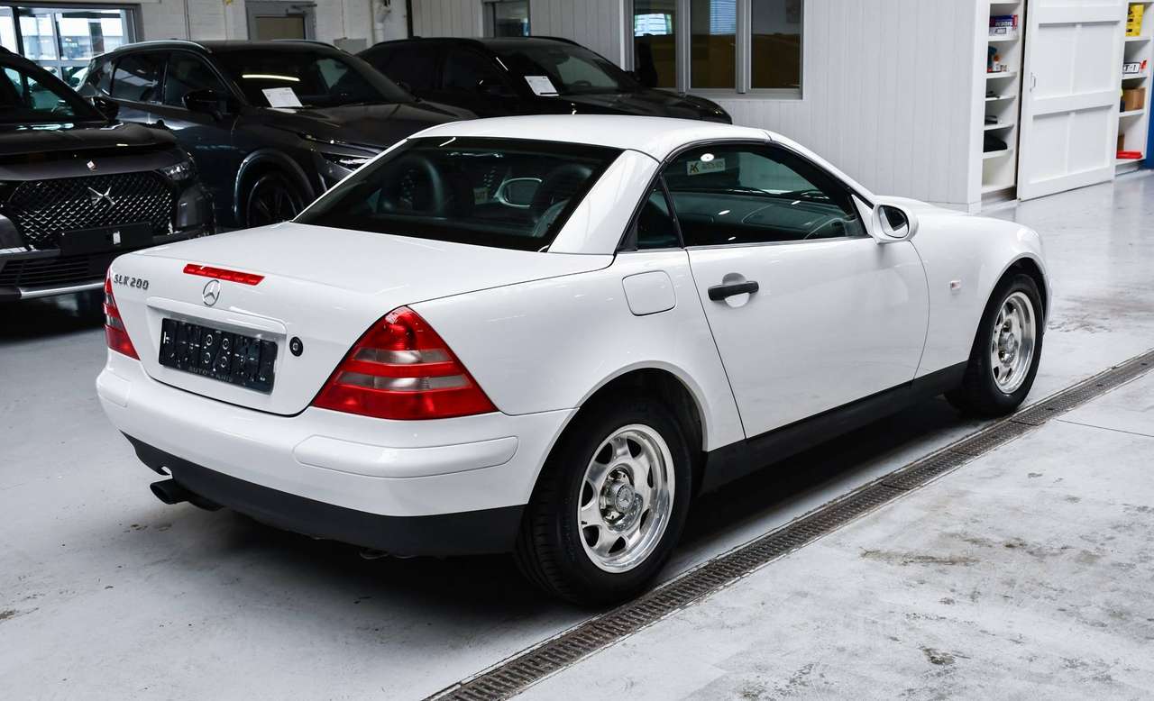 Mercedes-Benz SLK 200 SLK 200 Cabriolet Automaat — foto 17 van 18