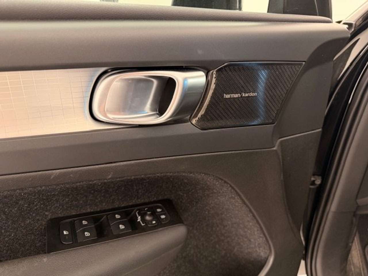 Volvo XC40 T4 PLUG-IN HYBRID AUTOMAAT 62000KM!!!! — foto 13 van 21