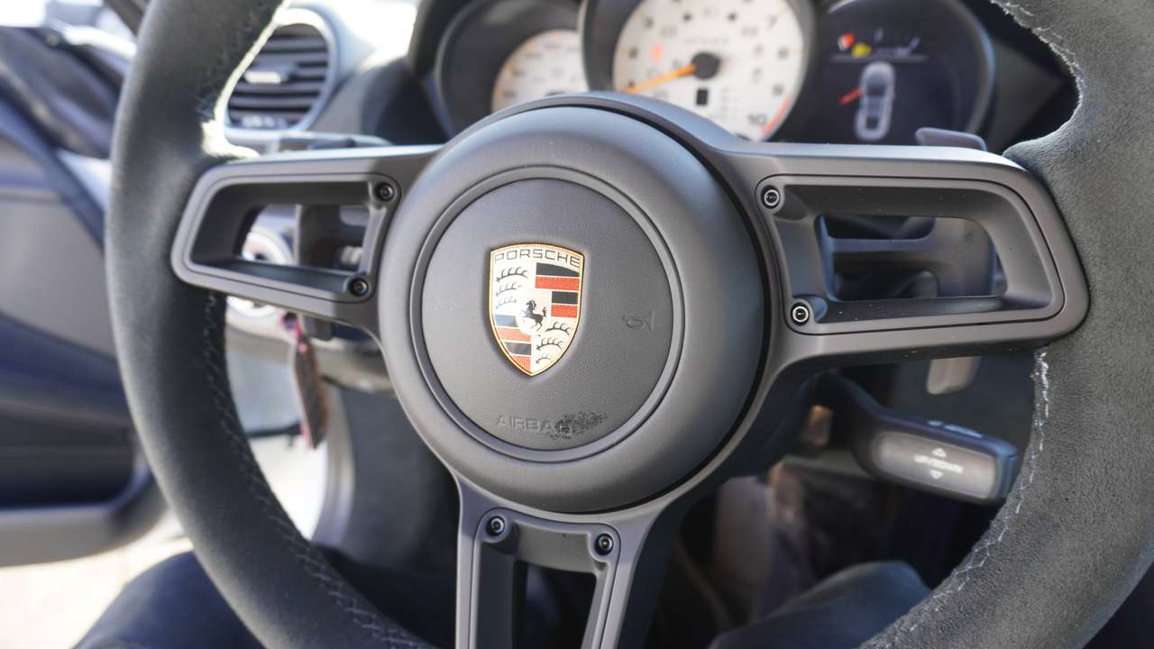 Porsche 718 Cayman GT4 RS/20"/KUIPSTOEL/CLUB SPORT/PARKASSIST — foto 19 van 21
