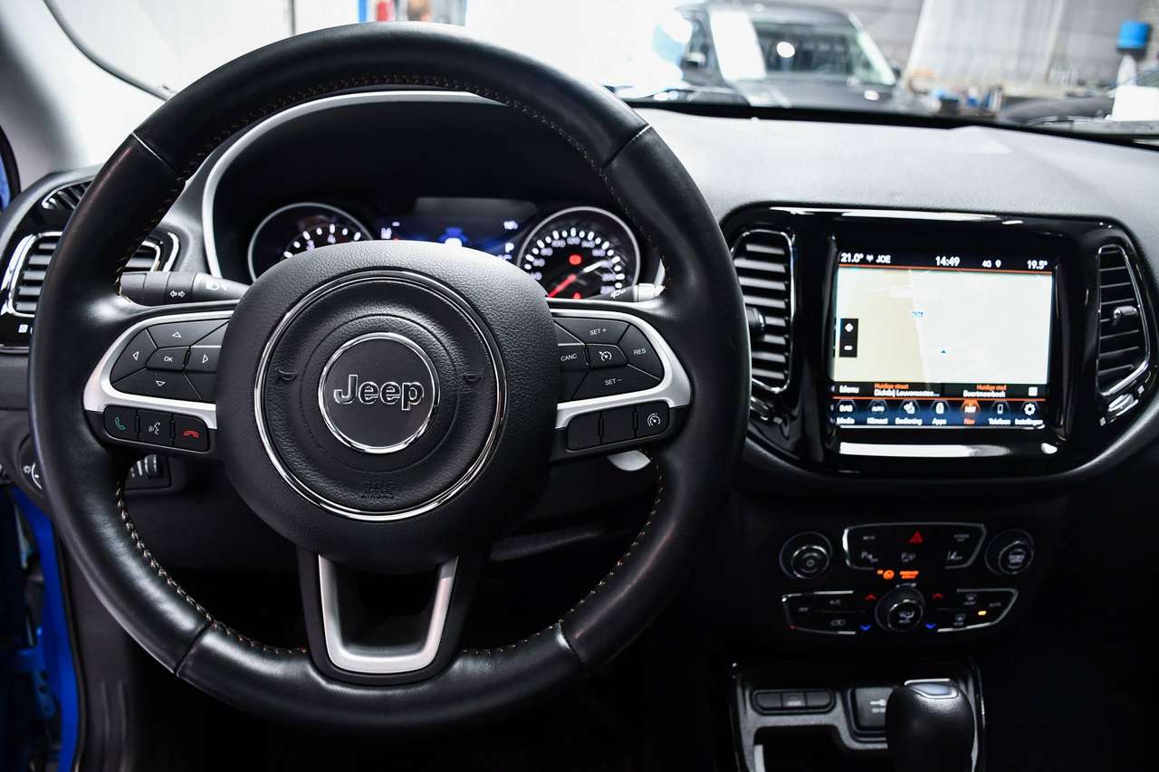 Jeep Compass Compass 1.3 Turbo 4x2 Limited DDCT - NAVI / PANO / BLIS / SMARTLINK — foto 15 van 18