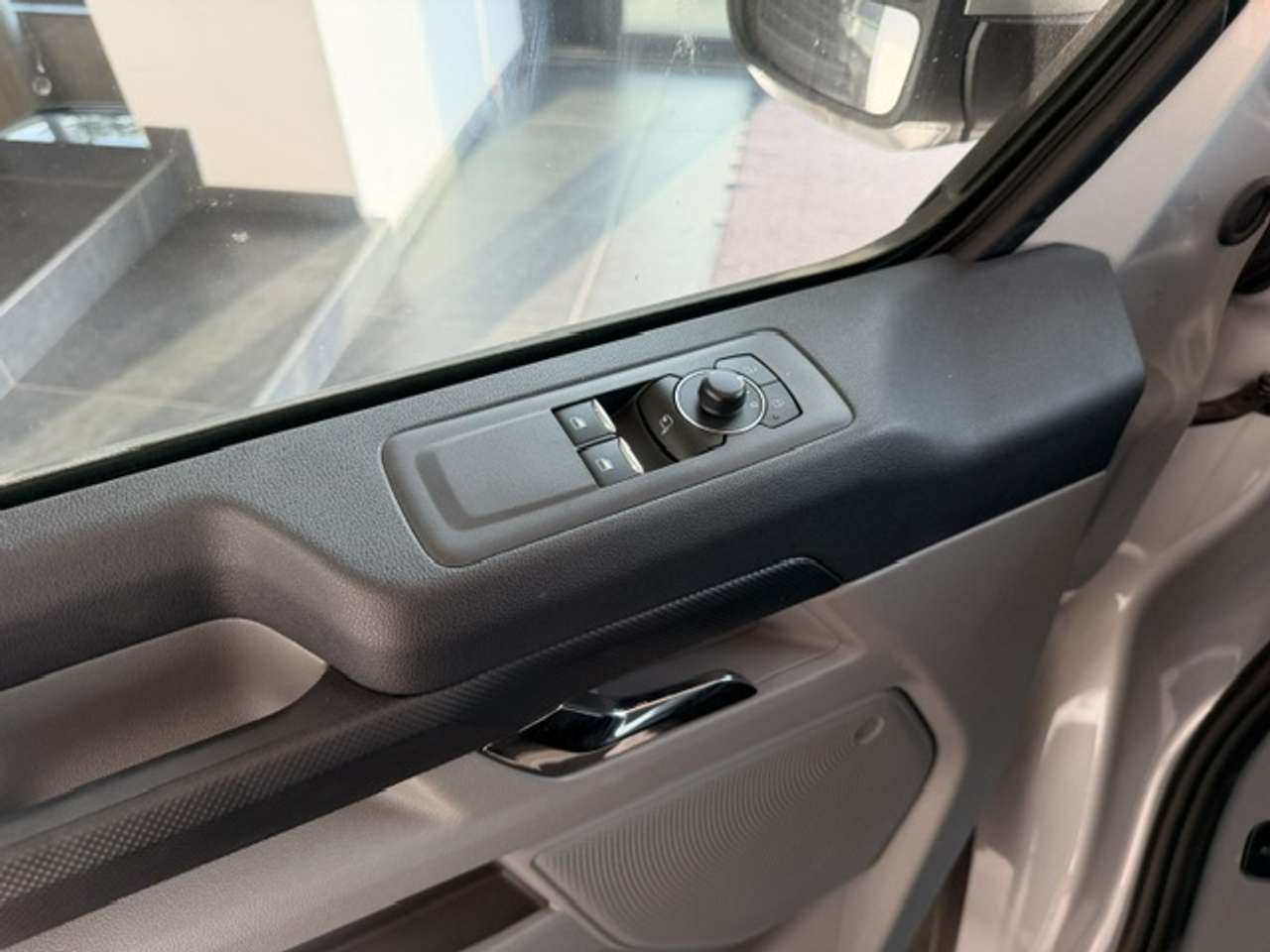 Ford Transit Custom MULTI-USE L2 LIMITED-AUTOMAAT-38800+BTW 5J WAARBORG — foto 23 van 24