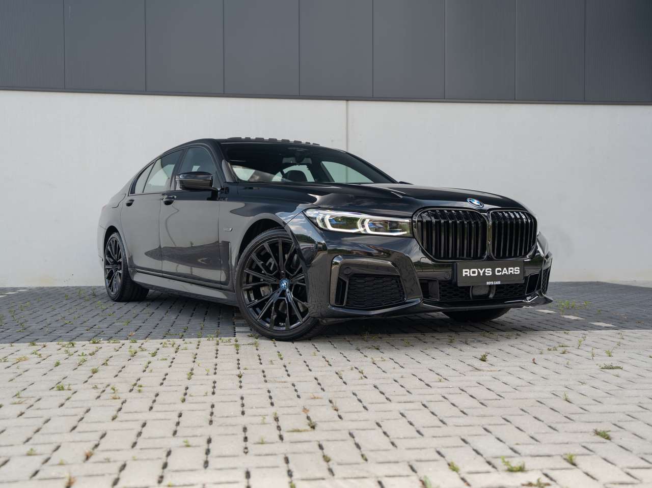 BMW 745 BTW-WAGEN/CARBON CORE EDITION/FULL BMW SERVICE/12M GARANTIE — foto 2 van 25