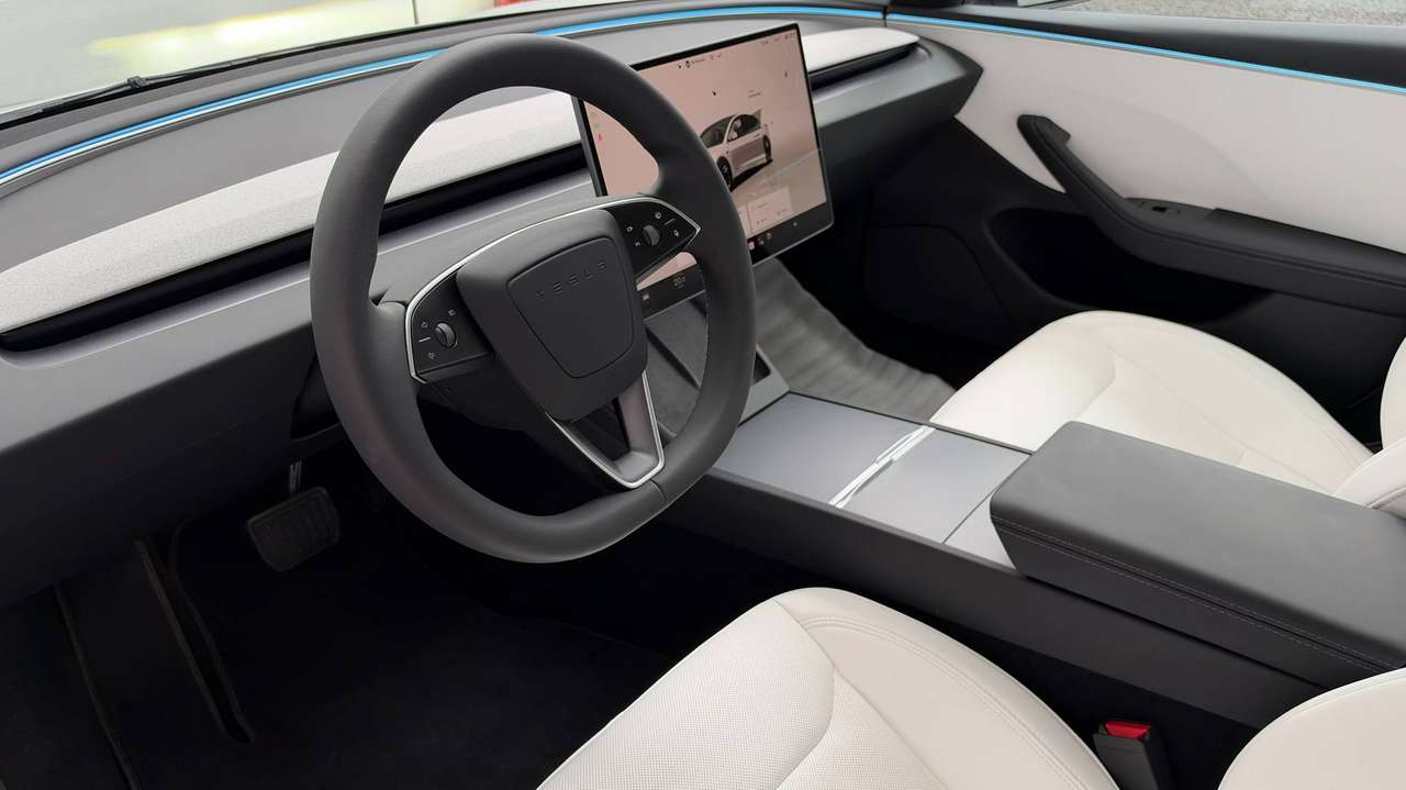 Tesla Model 3 RWD | Premium versie | LFP Batterij | 9.200km | ALS NIEUW! — foto 22 van 25