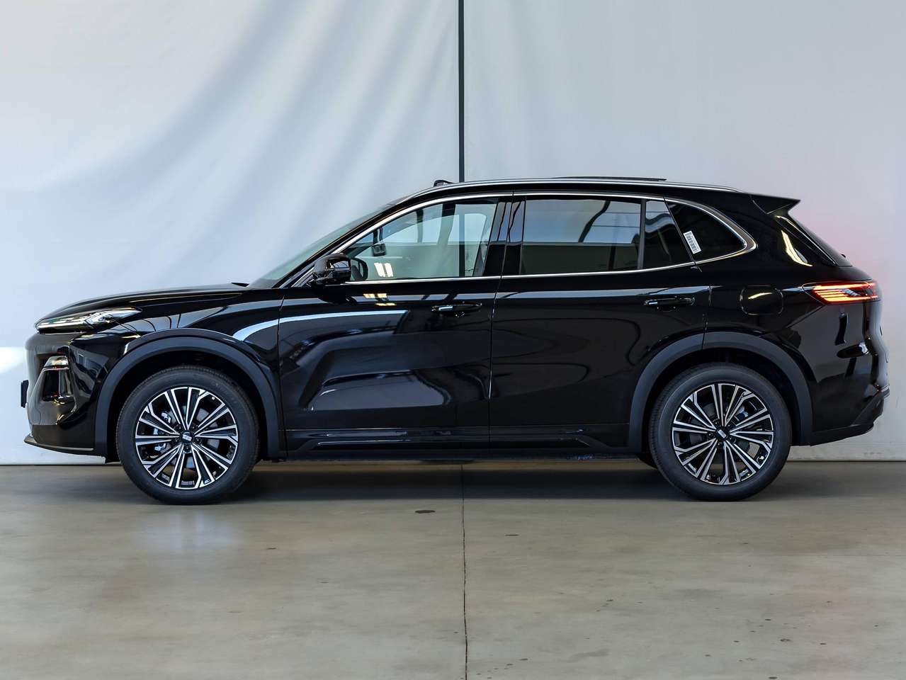 Geely Starray EM-i MAX+|136KM ELEK.BEREIK|8-JAAR-GARANTIE|PANO|MASSAGE|HEAD-UP|PREMIUM-SOUND|360°|KEYLESS|ZETELKOEL.|ZETELVERW. (v/a)| — foto 3 van 25