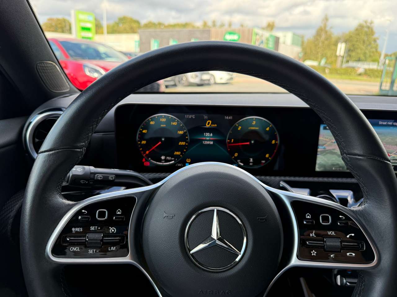 Mercedes-Benz A 180 d Sport Pack Gps Camera Sport seats 1 owner — foto 6 van 17