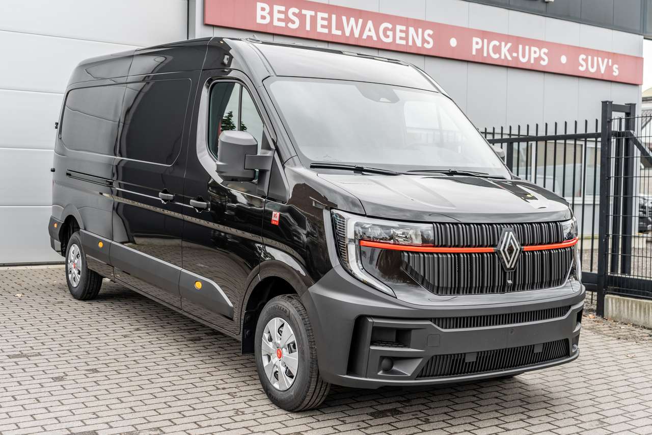 Renault Master 2.0dCi L3H2 - Automaat - Navigatie - 35.500excl