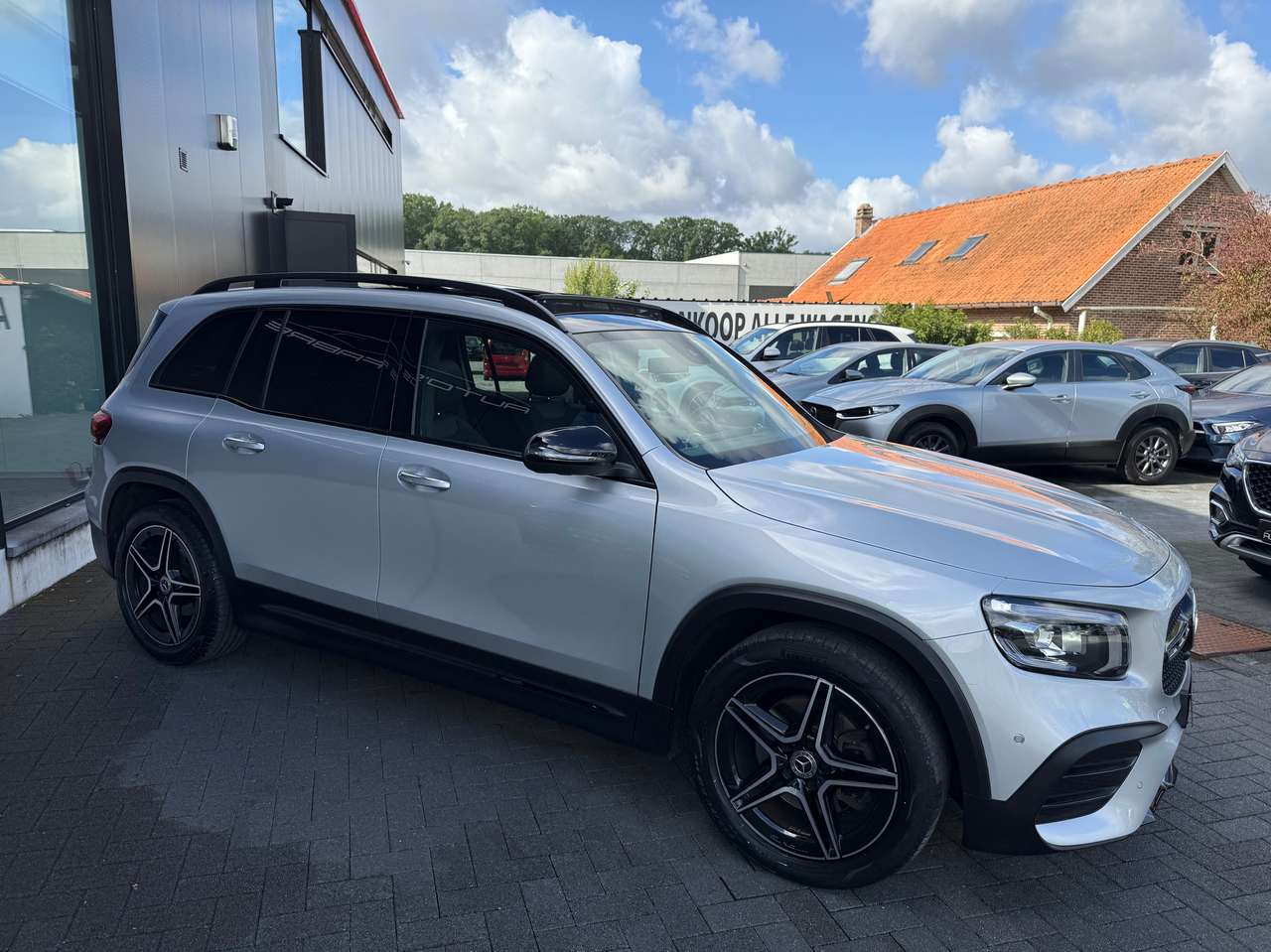 Mercedes-Benz GLB 200 Automaat AMG Pack Panodak 39000km Nieuwstaat — foto 3 van 18